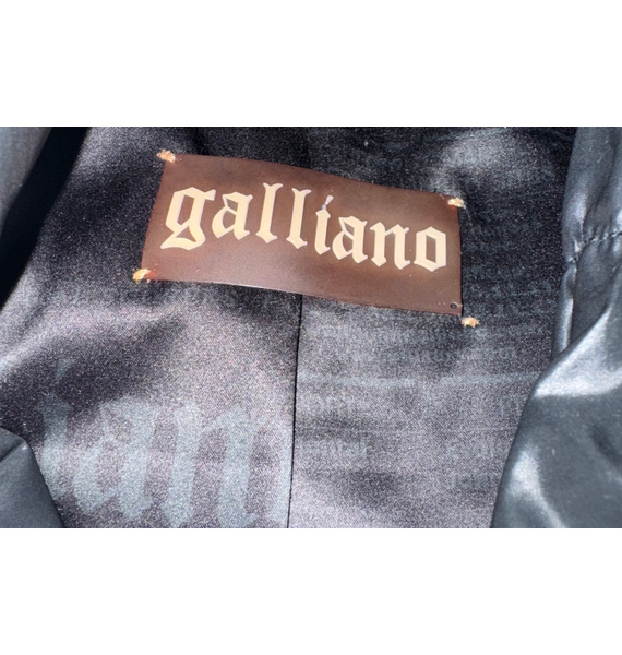 Пуховик • galliano • Черный