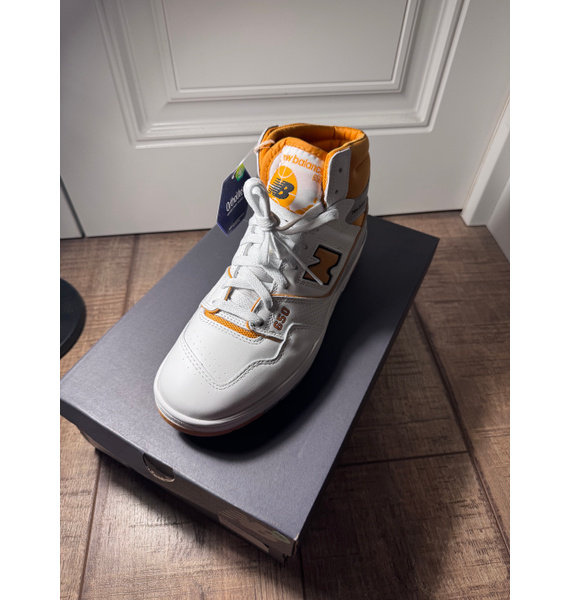 Кроссовки • New Balance • Белый