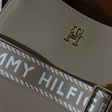 Сумка • Tommy Hilfiger • Бежевый