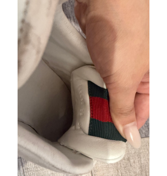 Кроссовки • Gucci • Бежевый