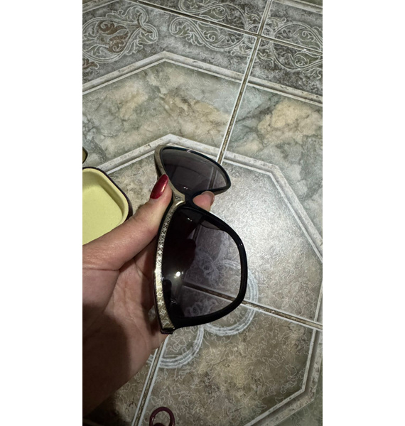 Очки • Louis Vuitton • Черный