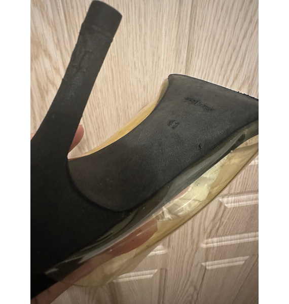 Босоножки • Yeezy • Черный