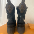 Ботинки • Louis Vuitton • Черный