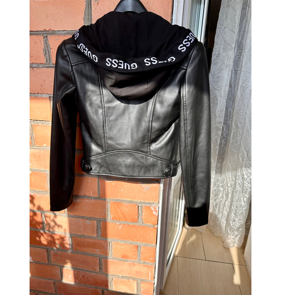 Куртка • GUESS • Черный