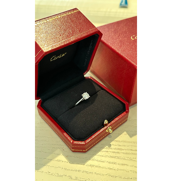 Кольцо • Cartier • Белый