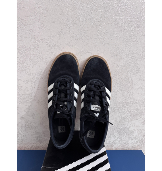 Кроссовки • adidas • Черный