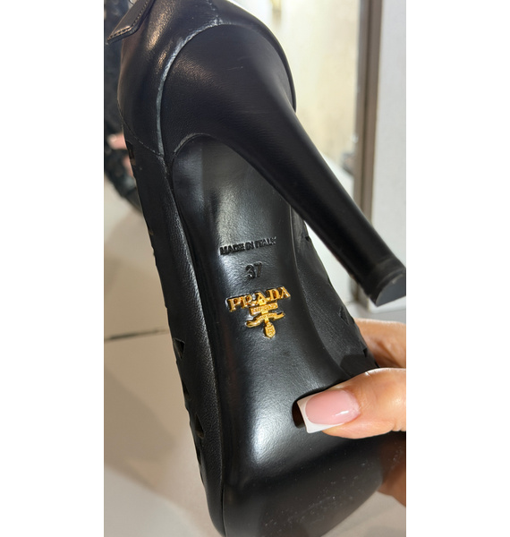 Ботильоны • Prada • Черный