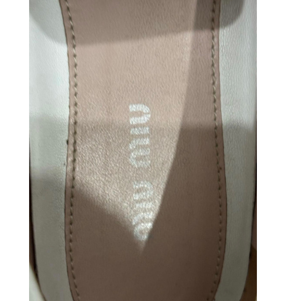 Лоферы • Miu Miu • Белый