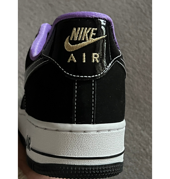 Кроссовки • Nike • Черный