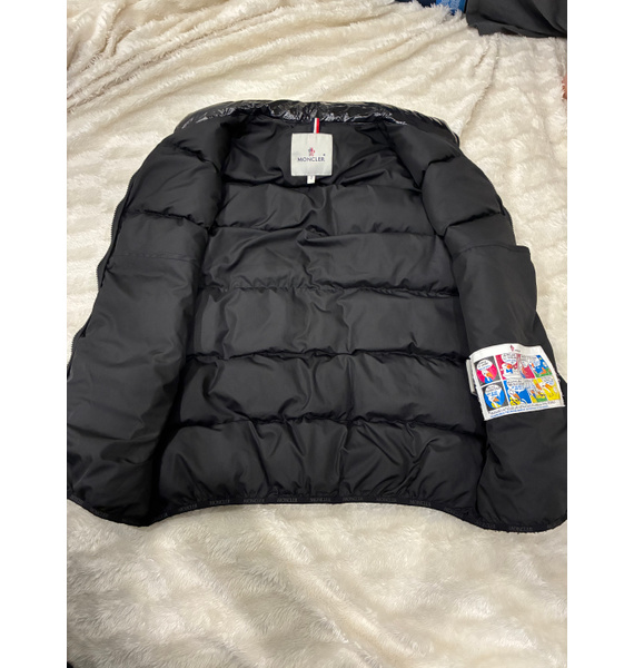 Жилет • Moncler • Черный