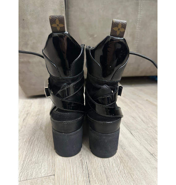 Ботинки • Louis Vuitton • Черный