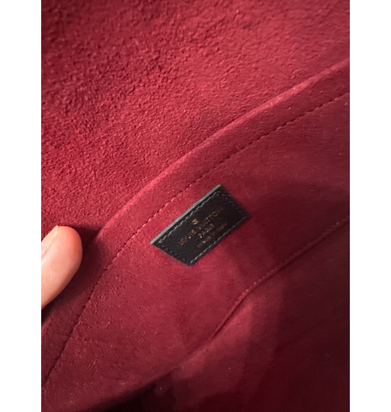 Кошелек • Louis Vuitton • Черный