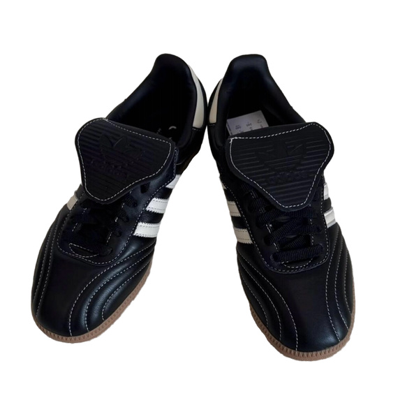 Кроссовки • adidas • Черный