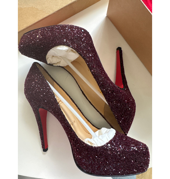 Туфли • Christian Louboutin • Бордовый