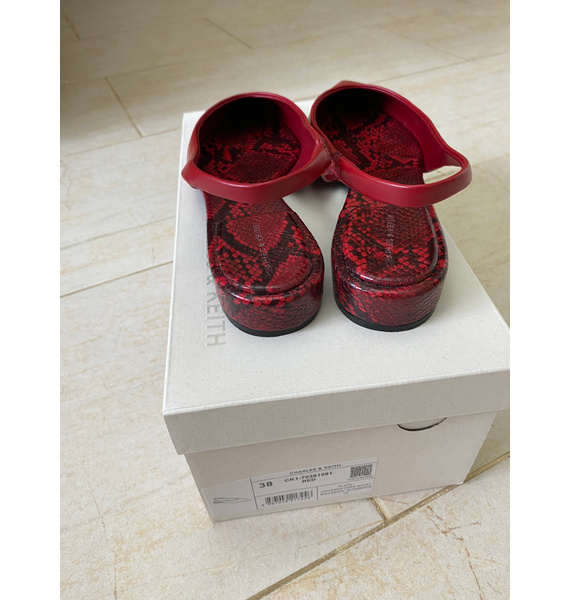 Мюли • Charles & Keith • Красный