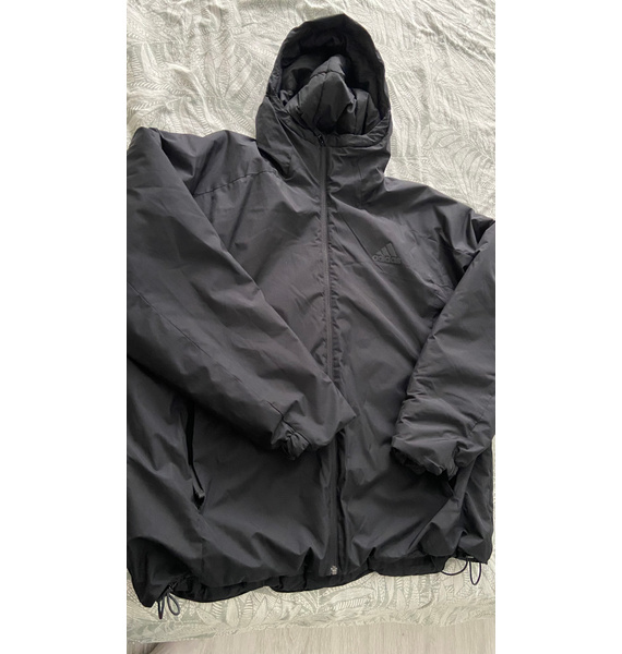 Куртка • adidas • Черный
