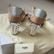 Босоножки • Fendi • Бежевый