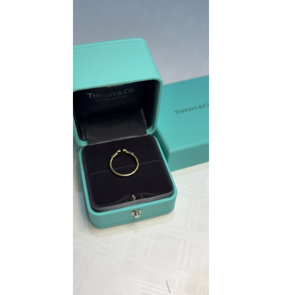 Кольцо • Tiffany & Co. • Золотой