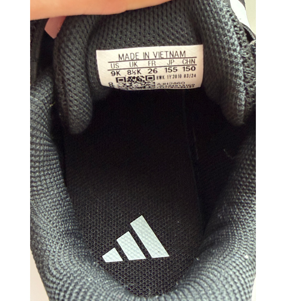 Кроссовки • adidas • Черный