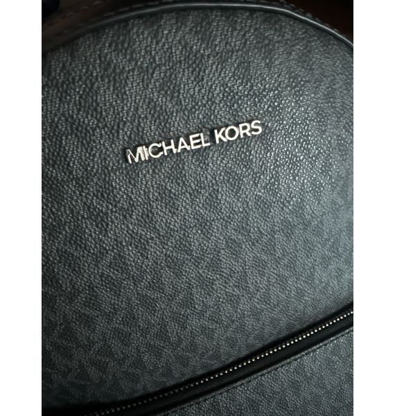 Рюкзак • Michael Kors • Черный