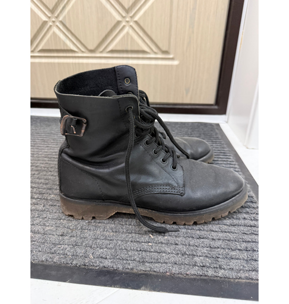 Ботинки • Dr. Martens • Черный