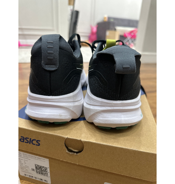 Кроссовки • ASICS • Черный