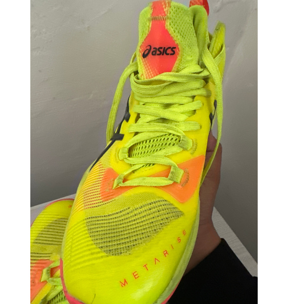 Кроссовки • ASICS • Зеленый
