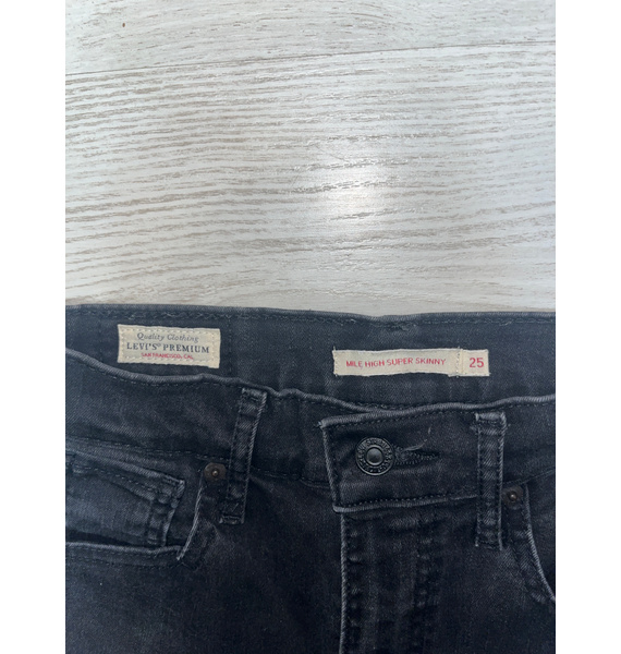 Джинсы • Levi's • Черный