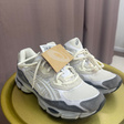Кроссовки • ASICS • Белый