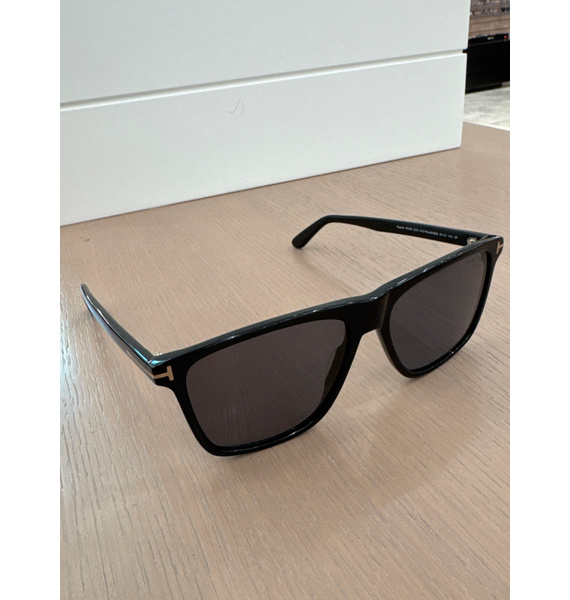 Очки • TOM FORD • Черный