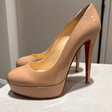 Туфли • Christian Louboutin • Бежевый