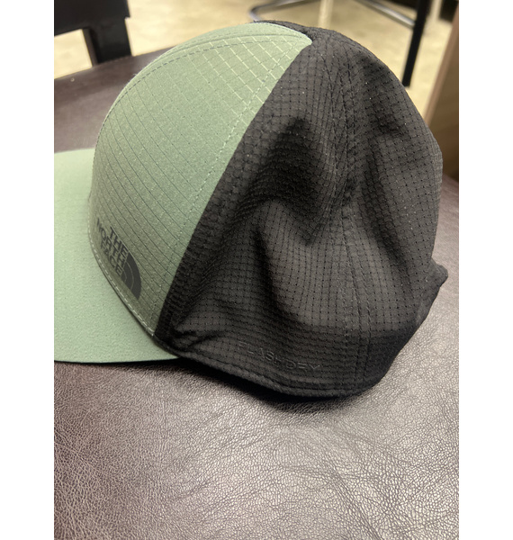 Кепка • The North Face • Хаки