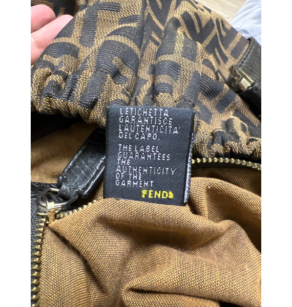 Сумка • Fendi • Коричневый