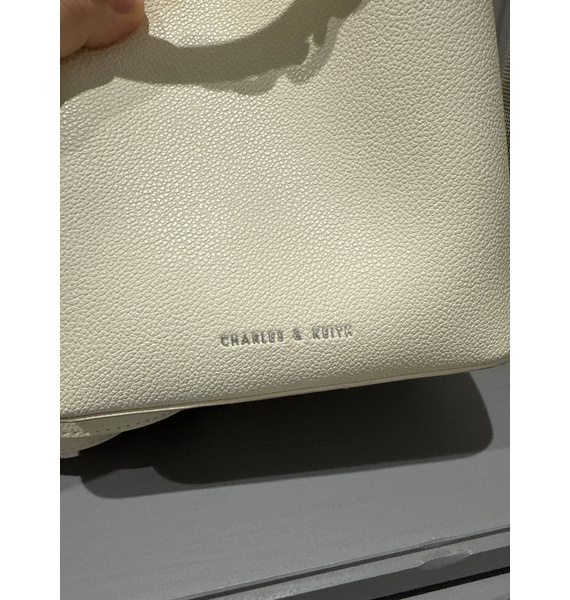 Сумка • Charles & Keith • Белый