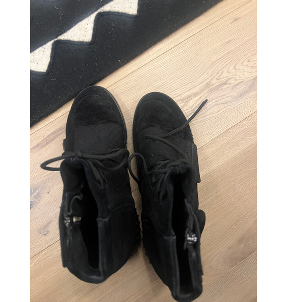 Ботинки • Yeezy • Черный