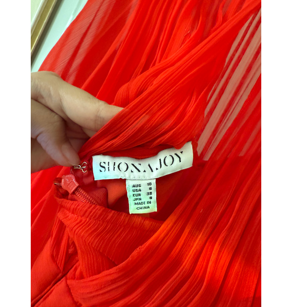 Платье • Shona Joy • Красный