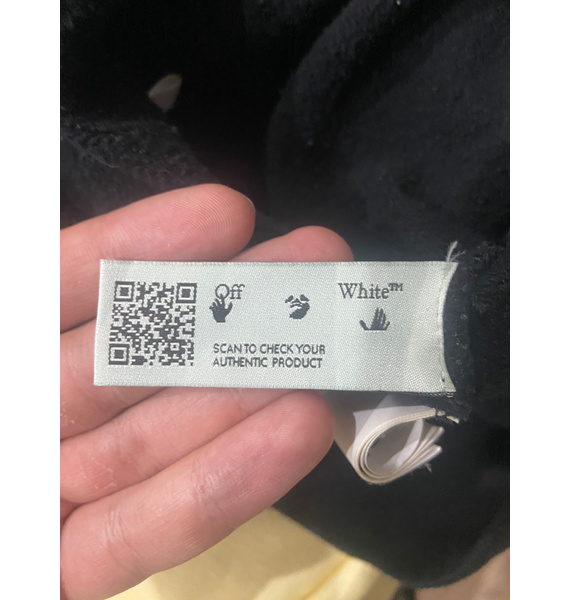 Толстовка • Off-White • Черный