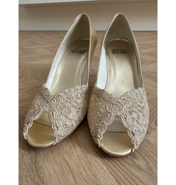 Туфли • Stuart Weitzman • Золотой