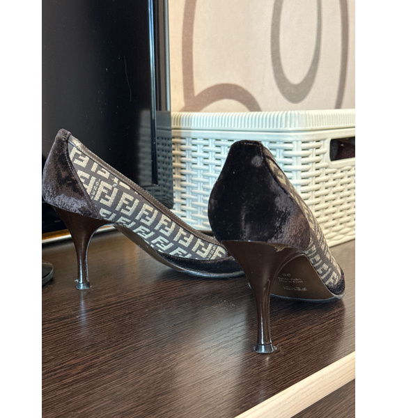 Лодочки • Fendi • Коричневый