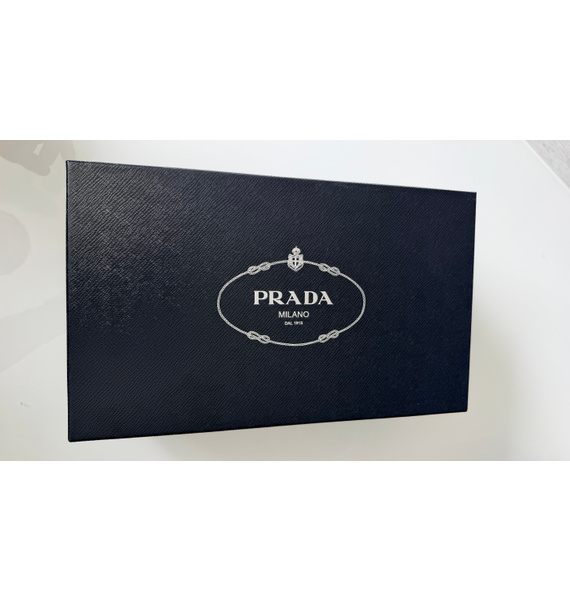 Туфли • Prada • Бордовый