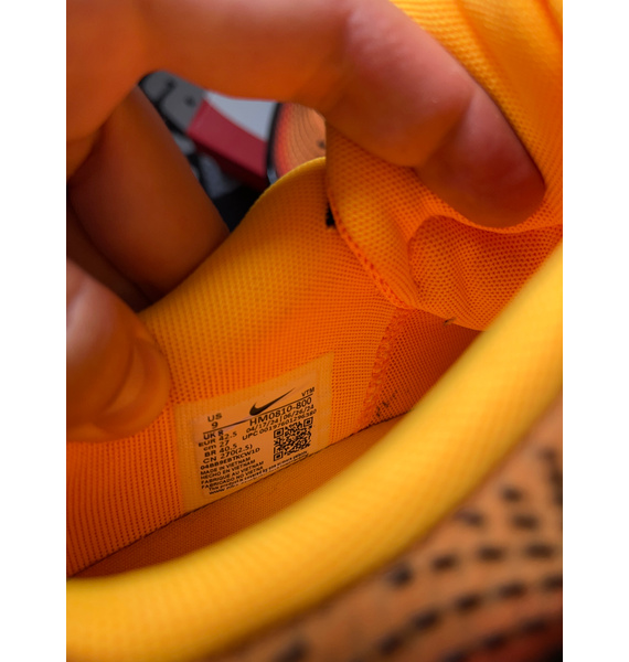 Кроссовки • Nike • Оранжевый