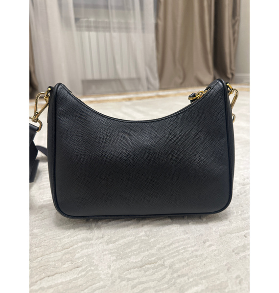 Сумка • Prada • Черный