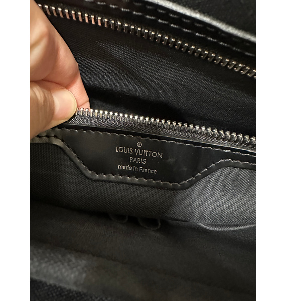 Сумкa • Louis Vuitton • Серый
