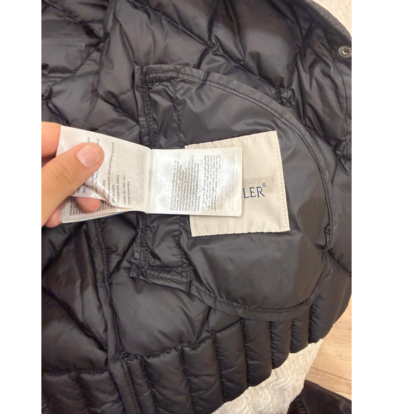 Ветровка • Moncler • Черный