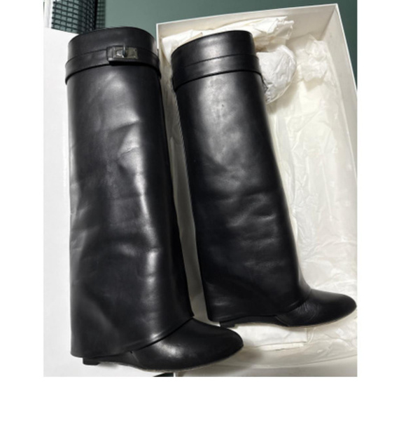 Caпоги • Givenchy • Черный