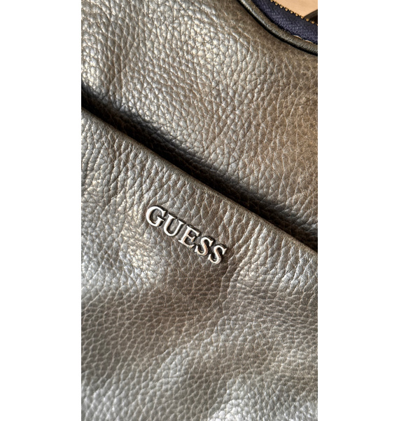 Рюкзак • GUESS • Черный