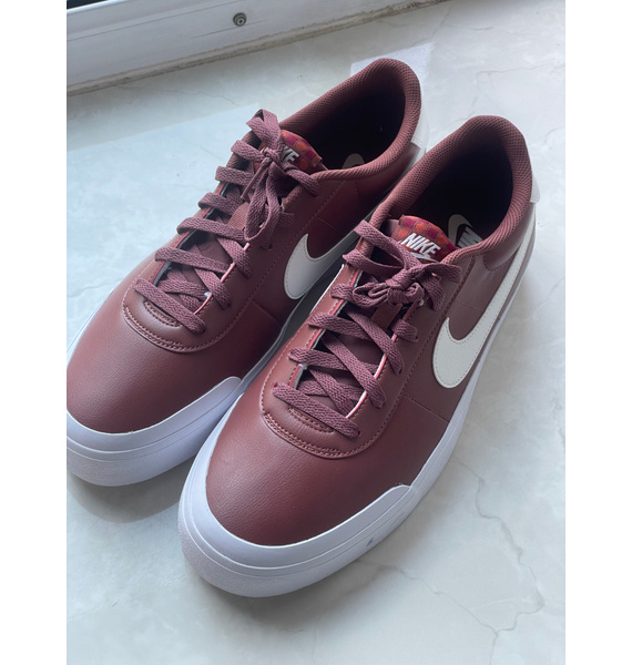 Кроссовки • Nike • Бордовый