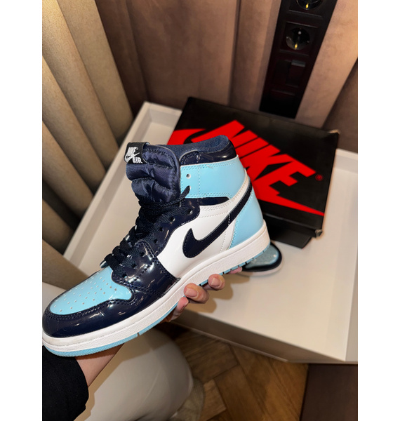 Кроссовки • Nike • Голубой