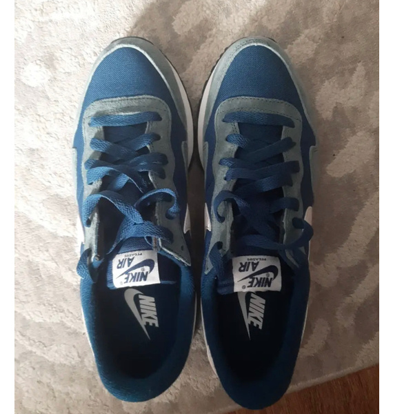 Кроссовки • Nike • Голубой