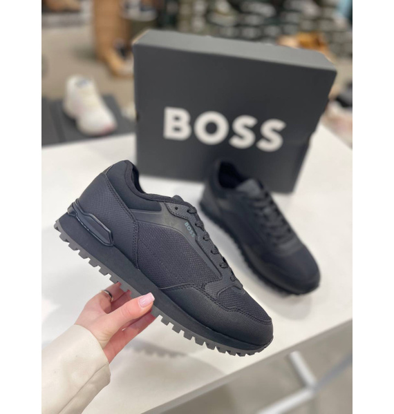 Кроссовки • BOSS • Черный